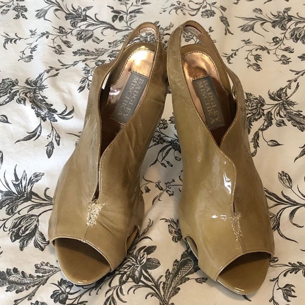 Badgley Mischka leather peeptoe booties